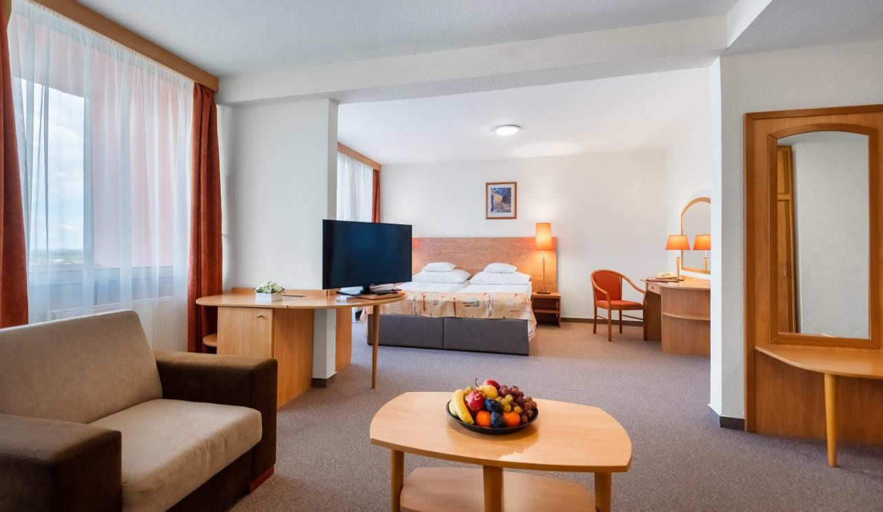 זלקרוס Hunguest Hotel Freya מראה חיצוני תמונה
